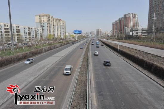 新疆维吾尔自治区乌鲁木齐市最新曲线图表：寻找同轨迹人员/乌鲁木齐发现疑似病例