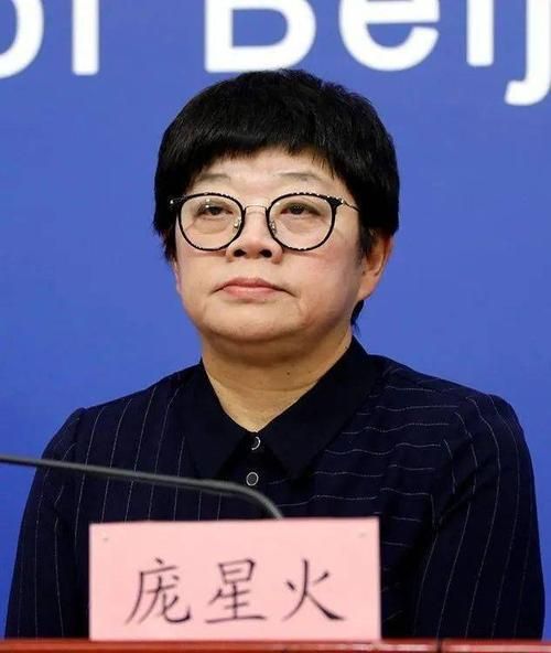 包含新疆维吾尔自治区阿勒泰地区哈巴河县近6天新增12例涉5省输入病例的词条