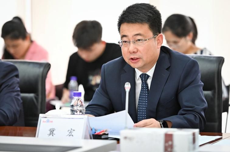 专家:集宁区每年或现多个感染高峰_集宁有没有发现疫情