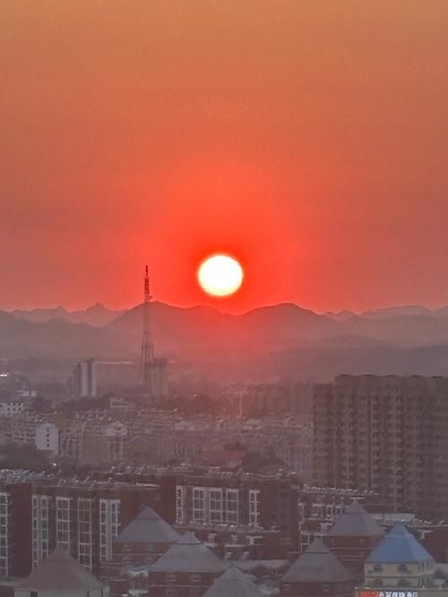 【辽宁葫芦岛兴城新增2例境外输入及22例无症状,葫芦岛兴城今天预报】