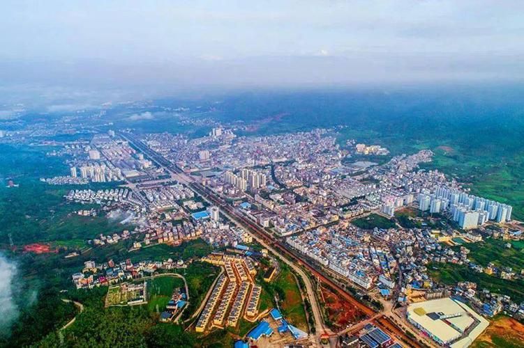 新增疫情关注云南省玉溪市新平彝族傣族自治县/云南省玉溪市新平县2019活动