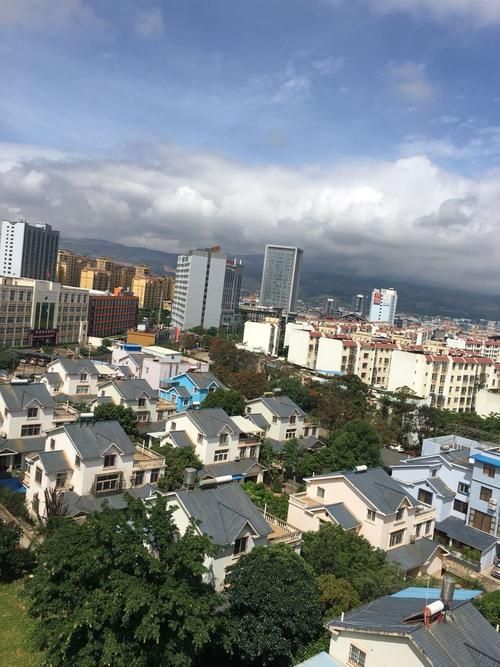 查找云南省红河哈尼族彝族自治州开远市最新疫情:云南省红河州哈尼族彝族自治州开远