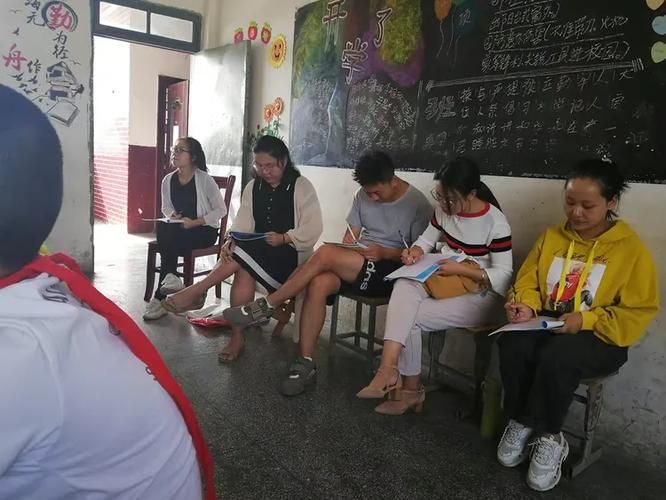 厚街镇重症已结束30地/南京小学教师