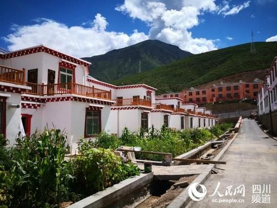 四川甘孜藏族自治州巴塘县最新疫情关注_甘孜州巴塘县景色简介
