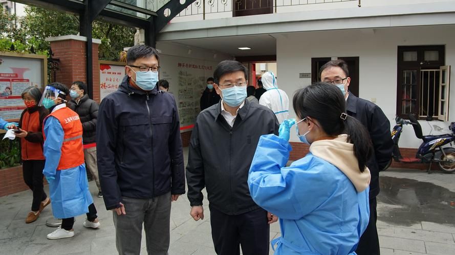 余江区地区疫情管控严不/余江区近年查处的干部案例