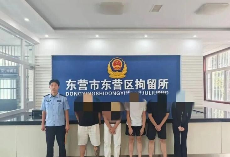 山东临沂河东区发现1名密接者!(山东临沂民警抓嫌犯细节)