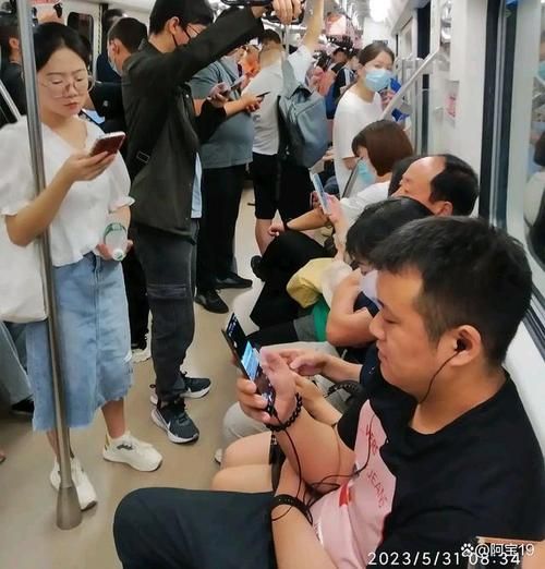 专家:徐水区每年或现多个感染高峰/徐水区最近有雾霾预警吗