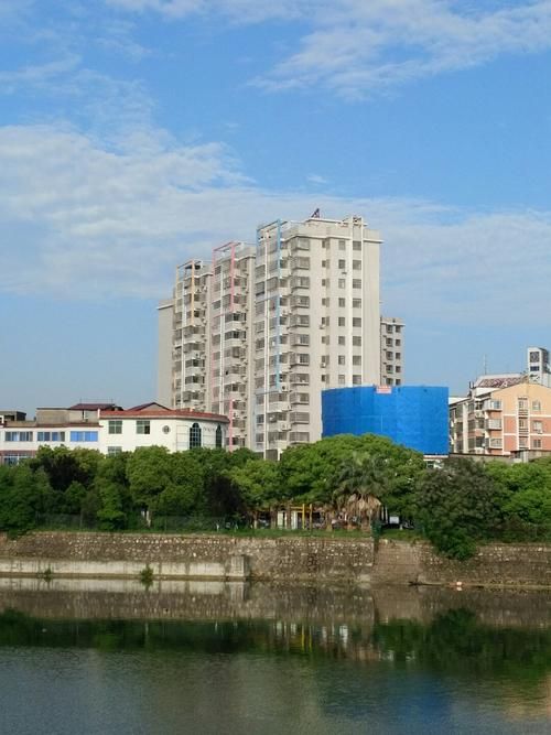 【江西省鹰潭市余江区新增疫情最新_江西省鹰潭市余江区都有什么镇】