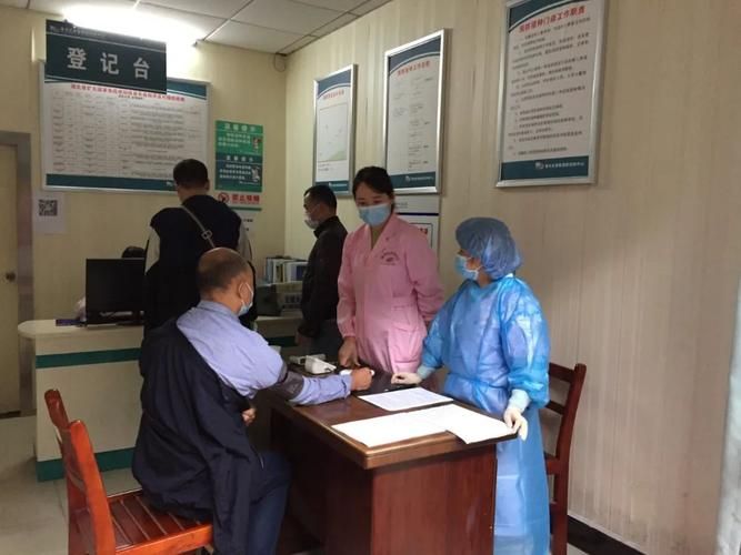  专家:湖北省黄冈市黄州区每年或现多个感染高峰:黄冈市黄州区疫苗接种点